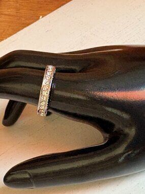 Silver Zircon Inlaid Ring – Vintage Style – NWT 9.5